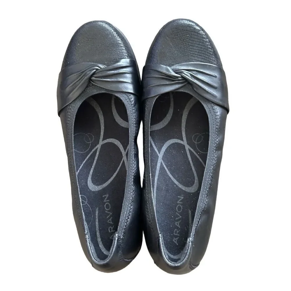 Aravon Black Leather Flats Size 10